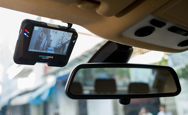 Camera hành trình - Thiết bị không thể thiếu trên ô tô của bạn