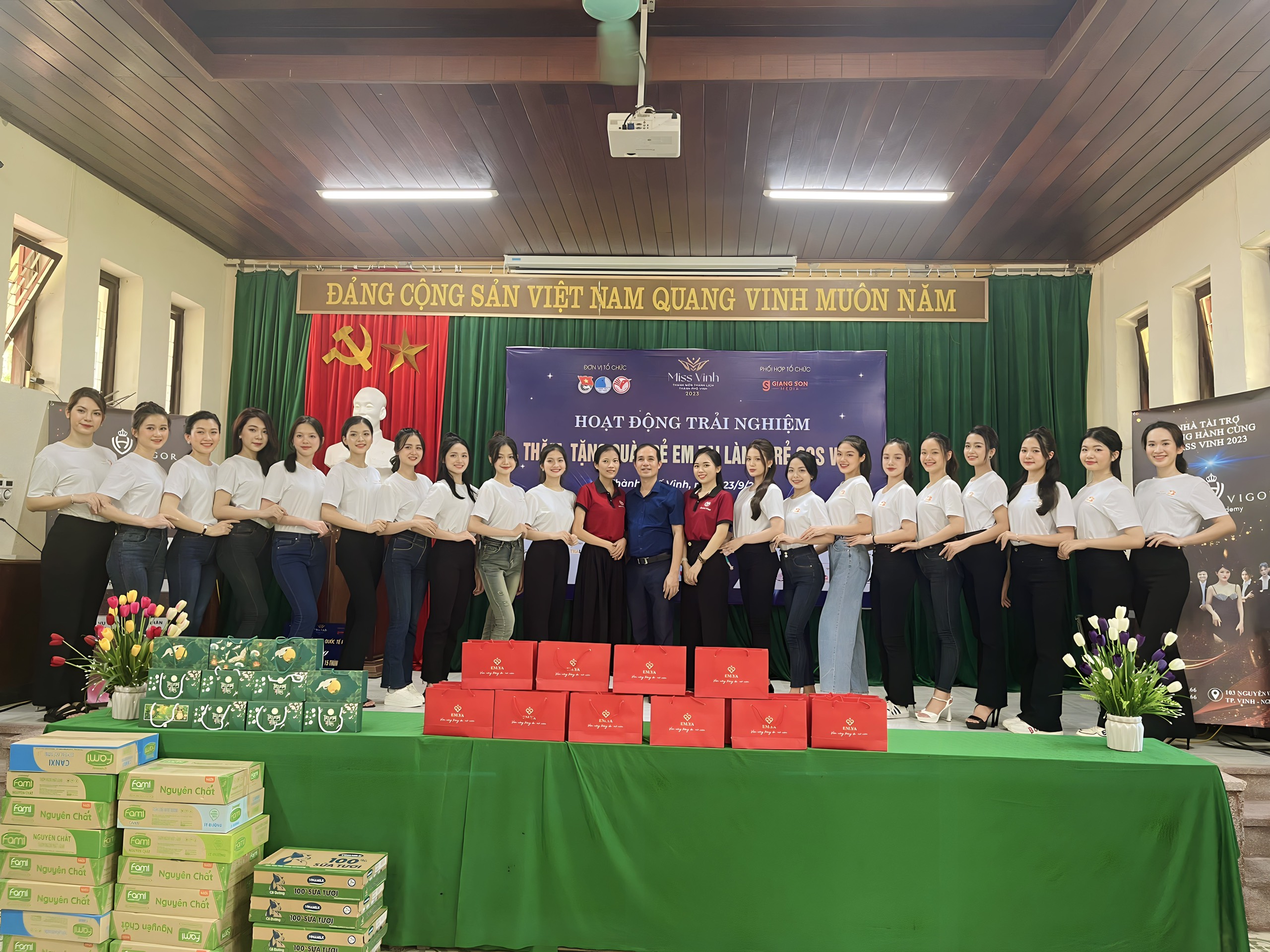 Quốc Việt Computer mang Trung thu sớm tới Làng trẻ em SOS 2023