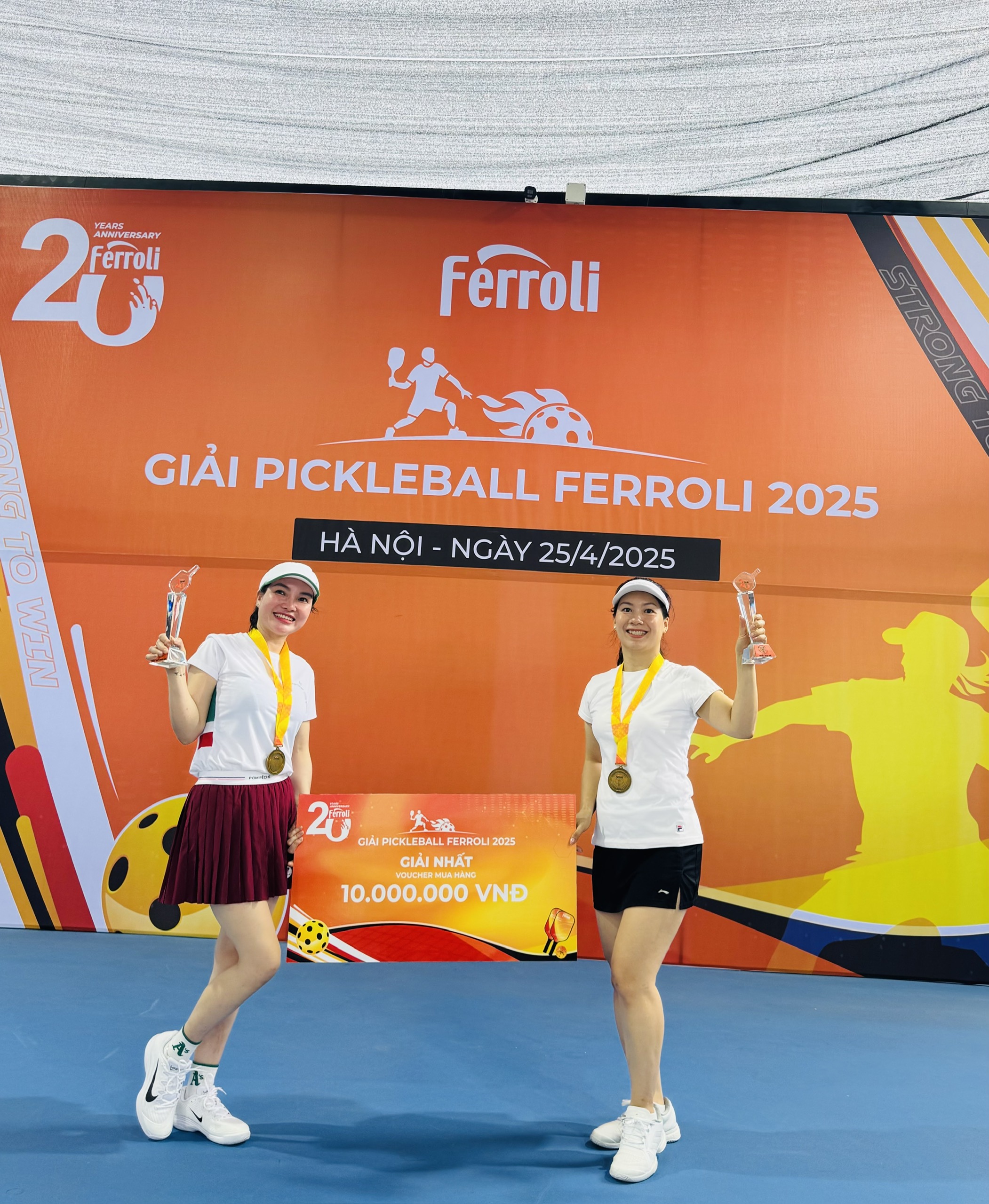 VINH DANH SẾP DIỆU HUYỀN – NHÀ VÔ ĐỊCH ĐÔI NỮ PICKLEBALL FERROLI TOÀN QUỐC 2025