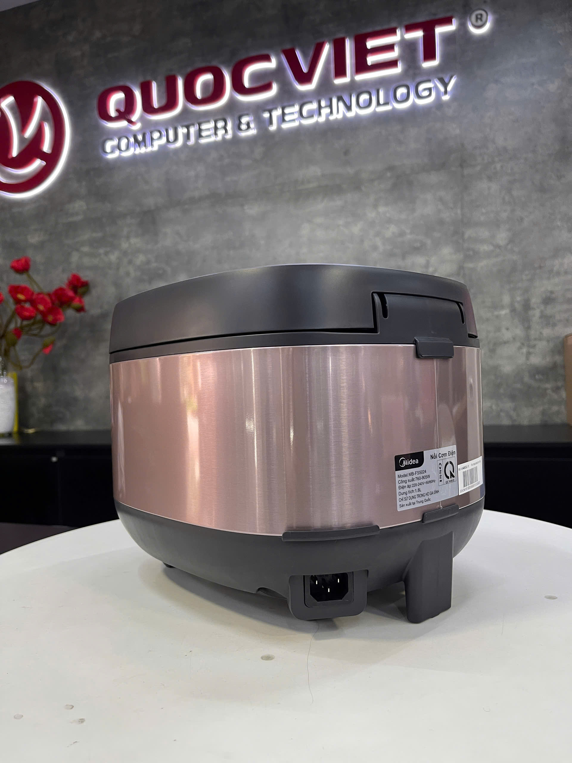 Nồi cơm điện tử 1.8L Midea MB-FS5024