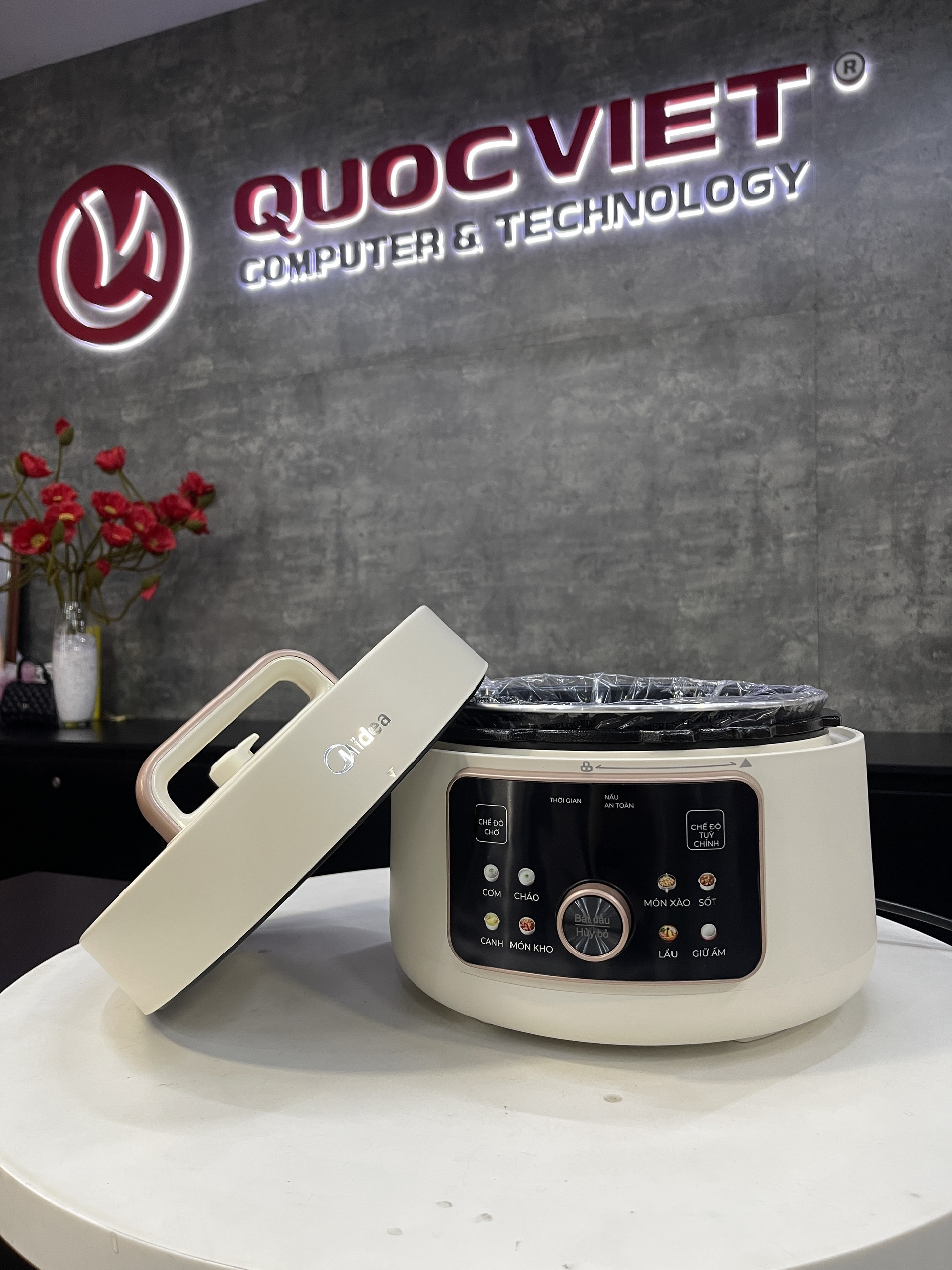 Nồi áp suất điện cơ 4L Midea MPC40110APA