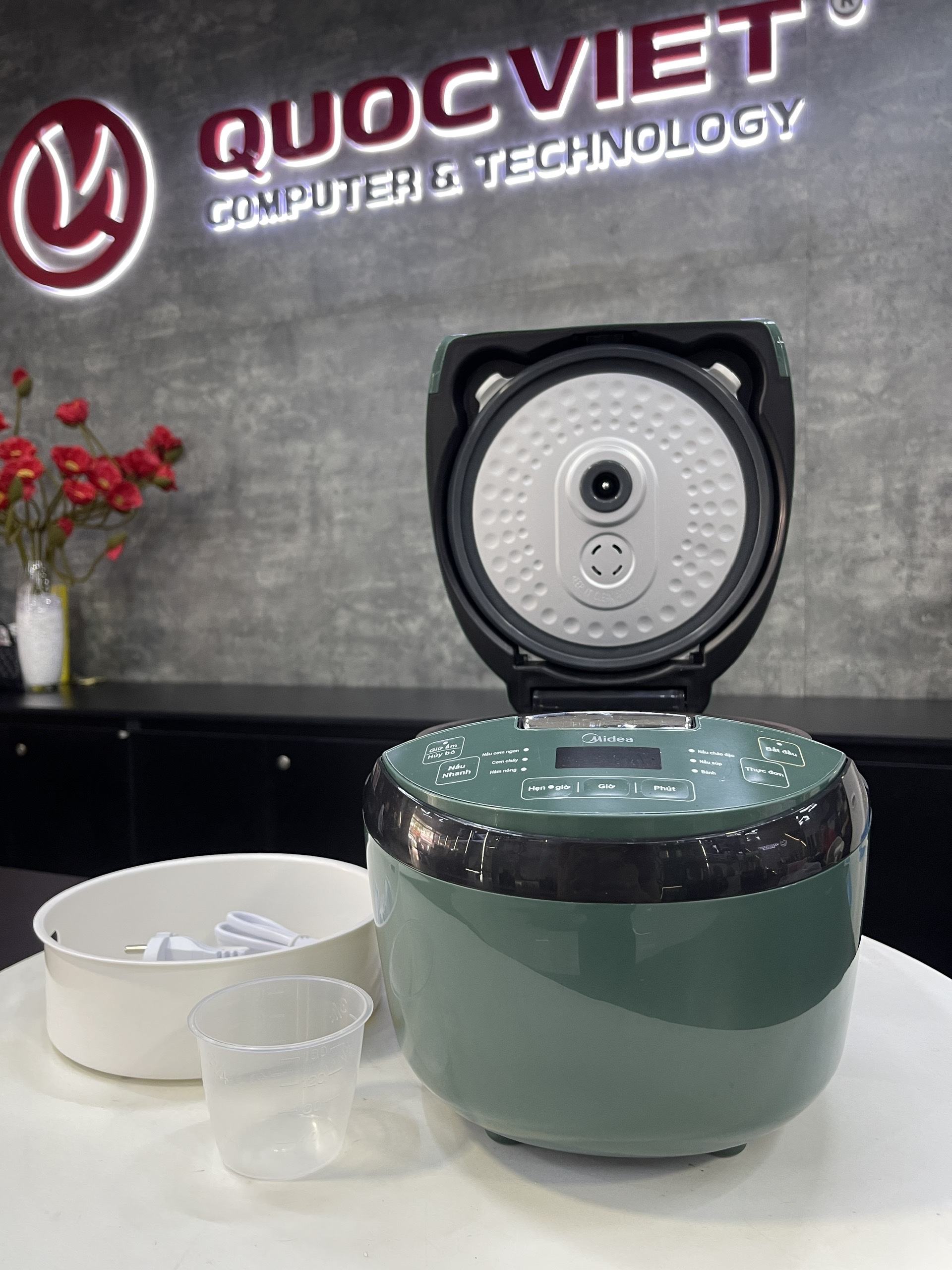 Nồi cơm điện Midea 1 Lít MR-FS1022