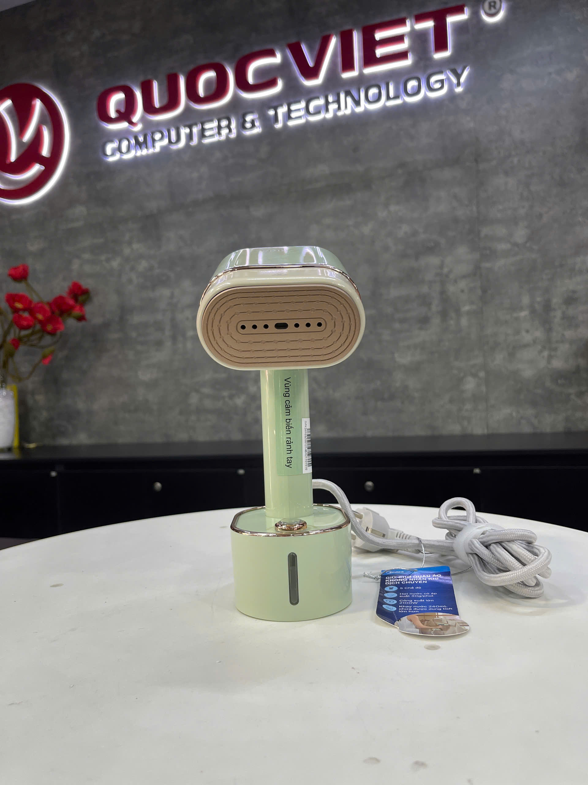 Bàn ủi hơi nước cầm tay Midea MGS21000BPG 2100W