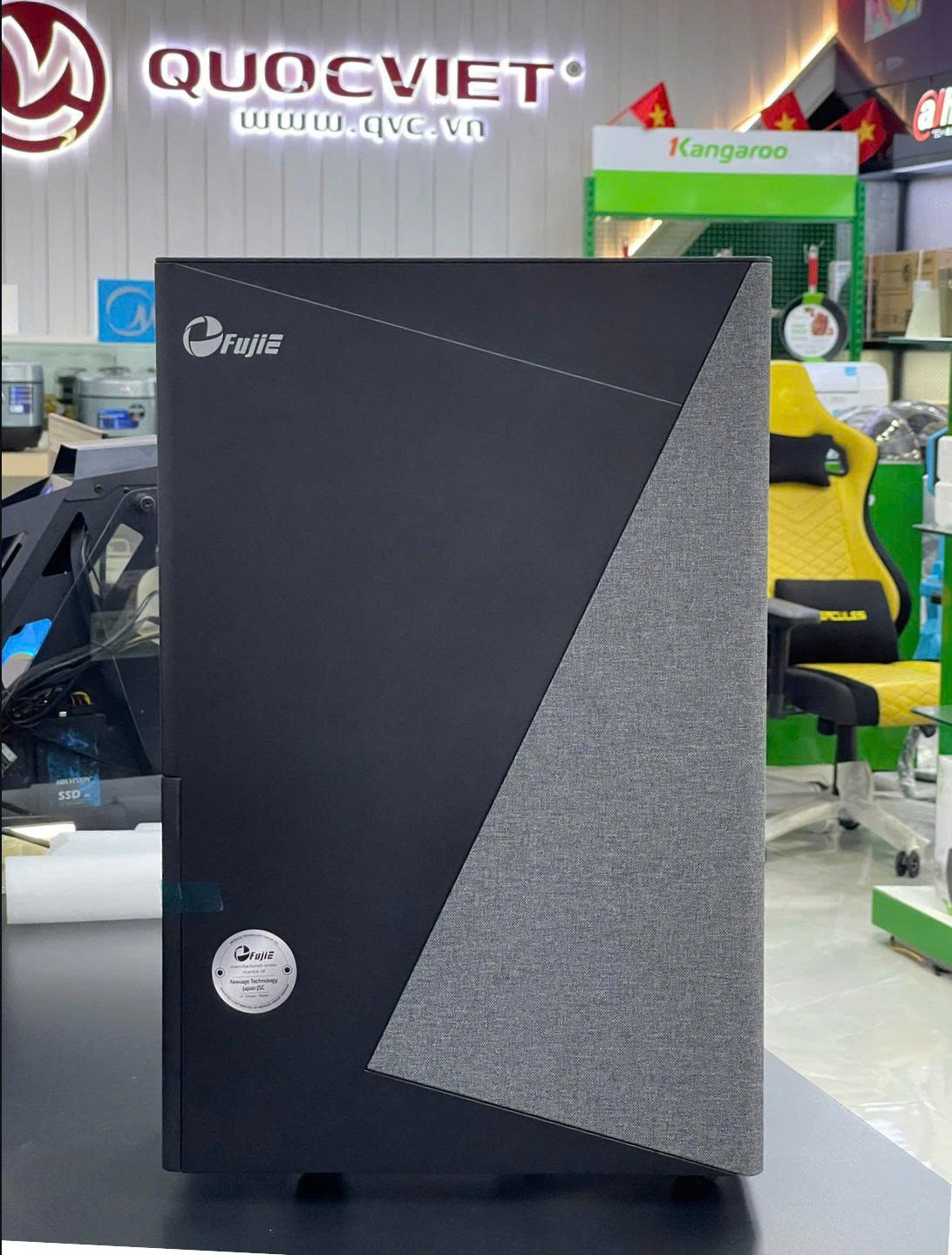 Máy hút ẩm + Lọc không khí Fujie HM-930ED (Công suất 30 lít/ ngày, bình chứa nước thải 5 lít)